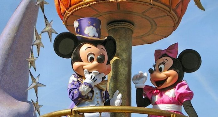 Disneyland Paris Gutschein 2 für 1 Coupon Ticket