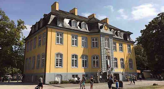 Freizeitpark Schloss Beck: Achterbahn und Indoor-Halle angekündigt